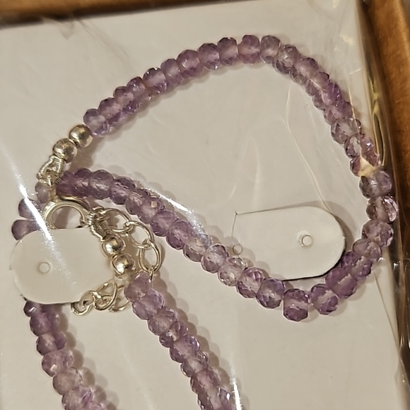 Anushruti Gemstone Necklace - Picture 6 of 7